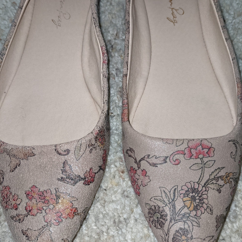 American Rag Pointed Ballet Flats - Picture 3 of 7